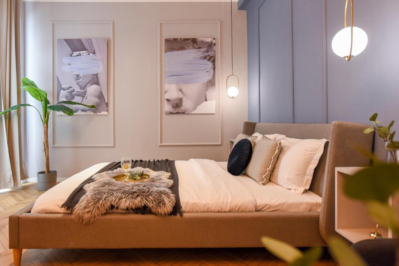 Modern Stay - Central Studios With Wall Projector Near Radisson Bukares Bagian luar foto